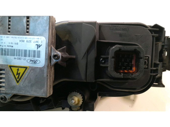 FARO DELANTERO DERECHO FORD MONDEO 2007