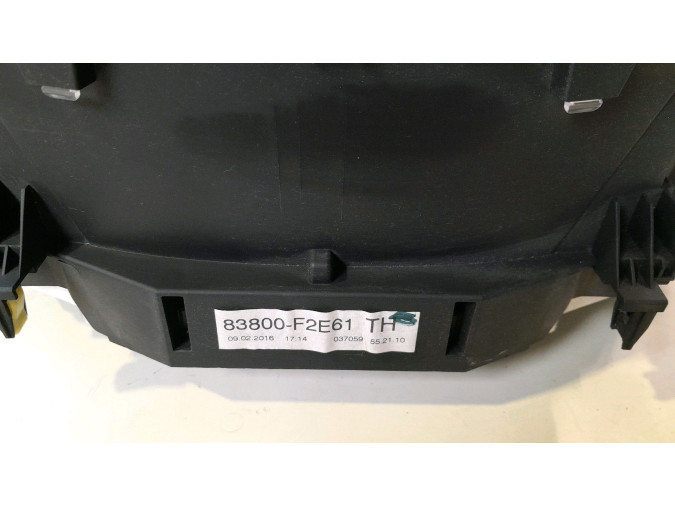 Cuadro instrumentos TOYOTA AURIS 2016