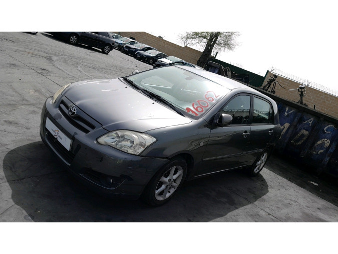 PILOTO TRASERO DERECHO TOYOTA COROLLA 2004