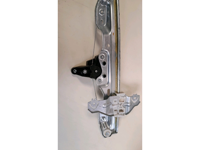 ELEVALUNAS TRASERO IZQUIERDO NISSAN QASHQAI 2016