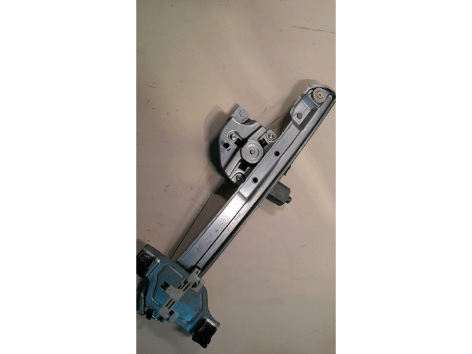 ELEVALUNAS DELANTERO DERECHO PEUGEOT 2008 2015