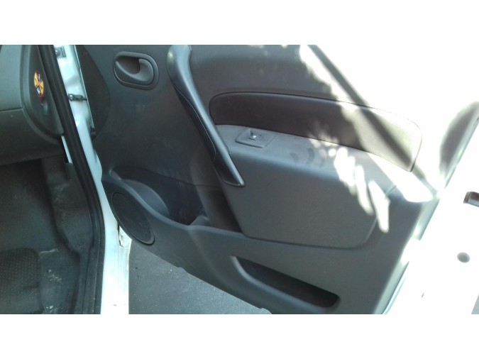 ELEVALUNAS DELANTERO DERECHO RENAULT KANGOO 2019