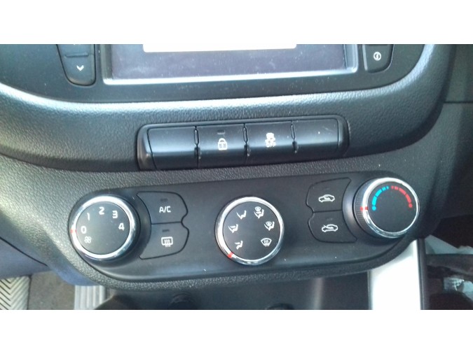 MANDO CALEFACCIÓN KIA CEED 2016