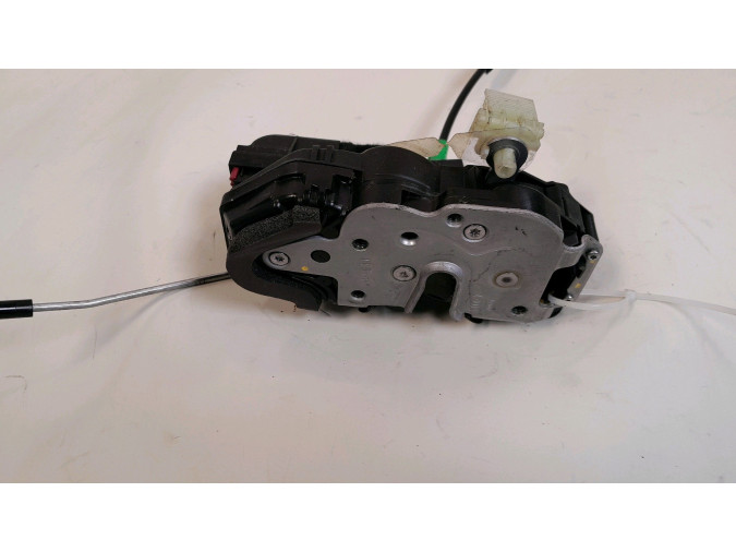 CERRADURA PUERTA TRASERA DERECHA OPEL INSIGNIA 2010
