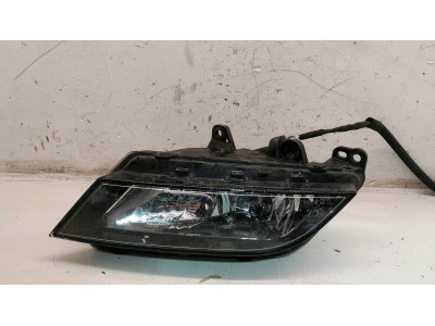 FARO ANTINIEBLA DELANTERO DERECHO SEAT TOLEDO 2016