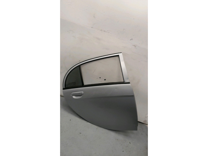 PUERTA TRASERA DERECHA PEUGEOT ION 2011