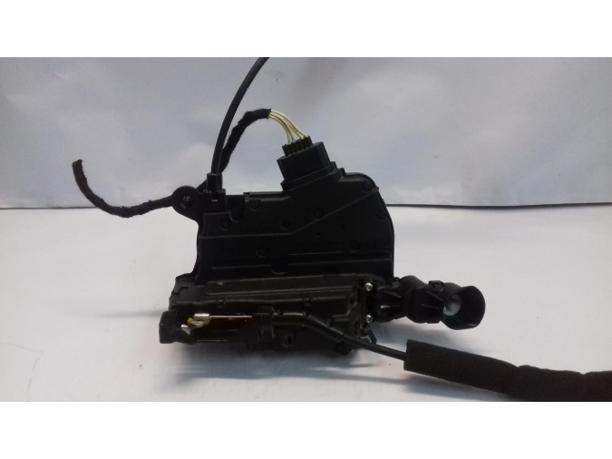 CERRADURA PUERTA DELANTERA IZQUIERDA RENAULT CAPTUR 2016