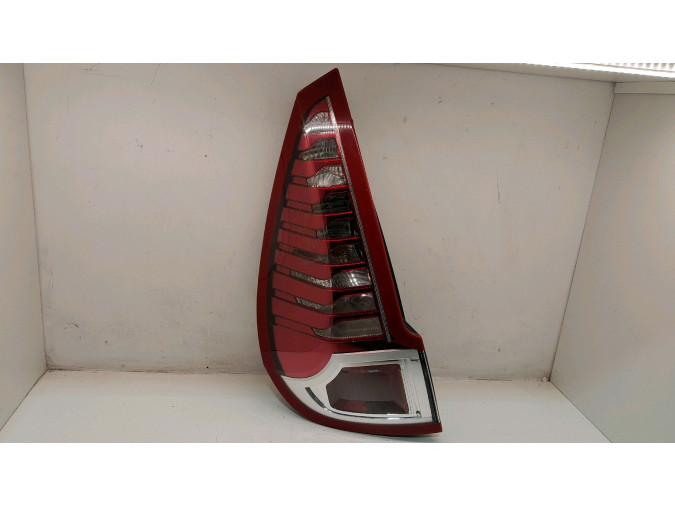 PILOTO TRASERO IZQUIERDO RENAULT SCENIC 1.5 2011