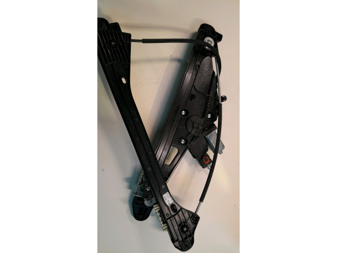 ELEVALUNAS DELANTERO IZQUIERDO PEUGEOT 3008 2020