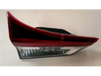 PILOTO TRASERO IZQUIERDO INTERIOR TOYOTA AURIS 2016
