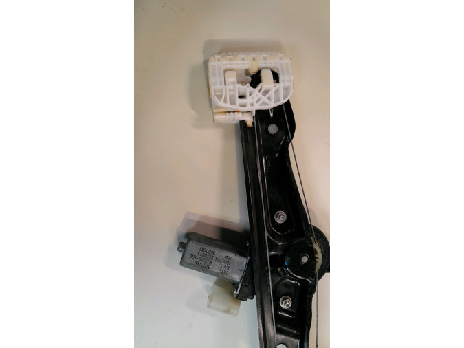 ELEVALUNAS TRASERO DERECHO BMW 118D 2017