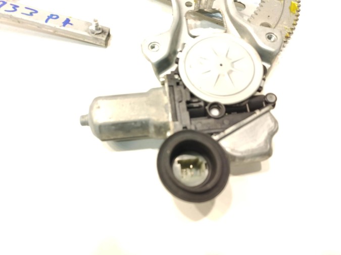 ELEVALUNAS TRASERO DERECHO INFINITI Q50 2018