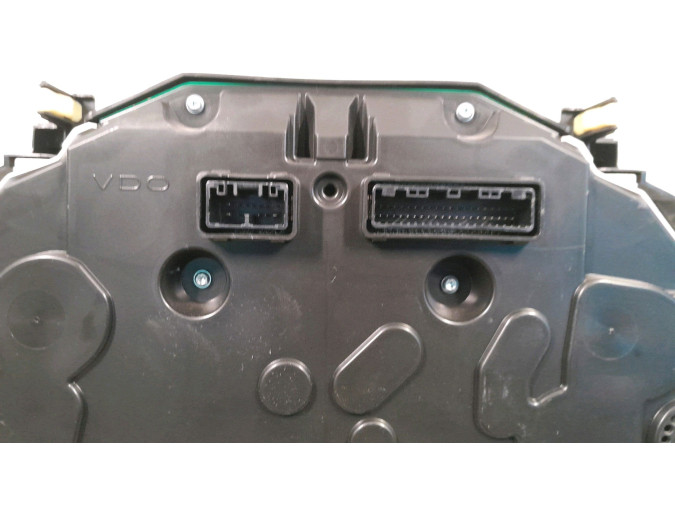CUADRO INSTRUMENTOS TOYOTA AURIS 2015