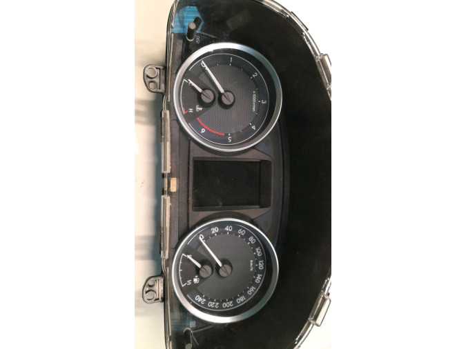 CUADRO INSTRUMENTOS TOYOTA AURIS 2015