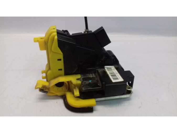 CERRADURA PUERTA DELANTERA DERECHA KIA CEED 2013