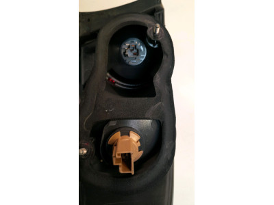 PILOTO TRASERO DERECHO MAZDA 6 2005