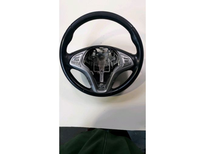 VOLANTE HYUNDAI IX20 2015