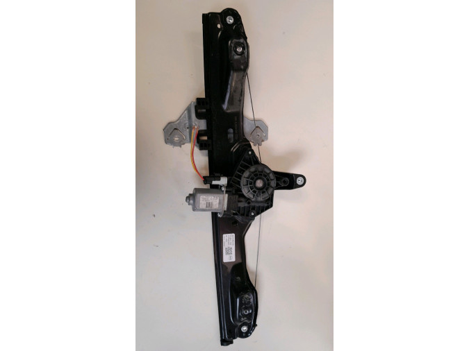 ELEVALUNAS DELANTERO DERECHO NISSAN QASHQAI 2017