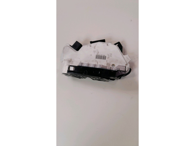 CERRADURA PUERTA DELANTERA DERECHA VOLKSWAGEN UP 2015