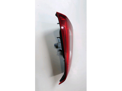 PILOTO TRASERO DERECHO INTERIOR MITSUBISHI ASX 2015