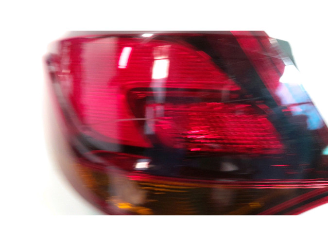 	PILOTO TRASERO IZQUIERDO EXTERIOR OPEL ASTRA 2010
