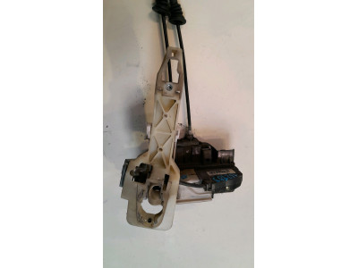 CERRADURA PUERTA DELANTERA DERECHA HYUNDAI I30 2007