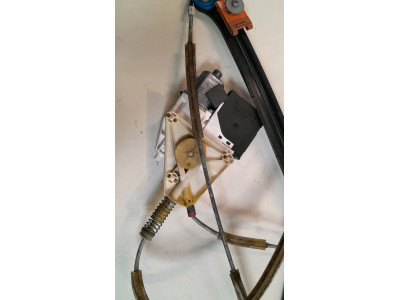 ELEVALUNAS DELANTERO DERECHO AUDI A3 2004