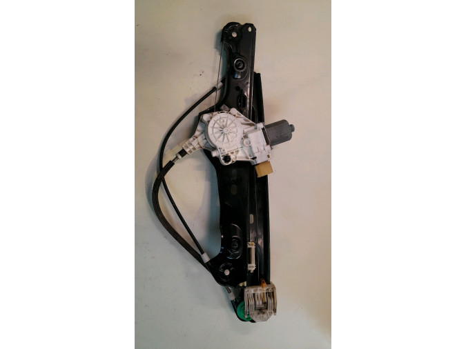 ELEVALUNAS DELANTERO DERECHO BMW 320D 2008