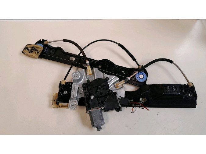 ELEVALUNAS DELANTERO DERECHO OPEL ASTRA 2010