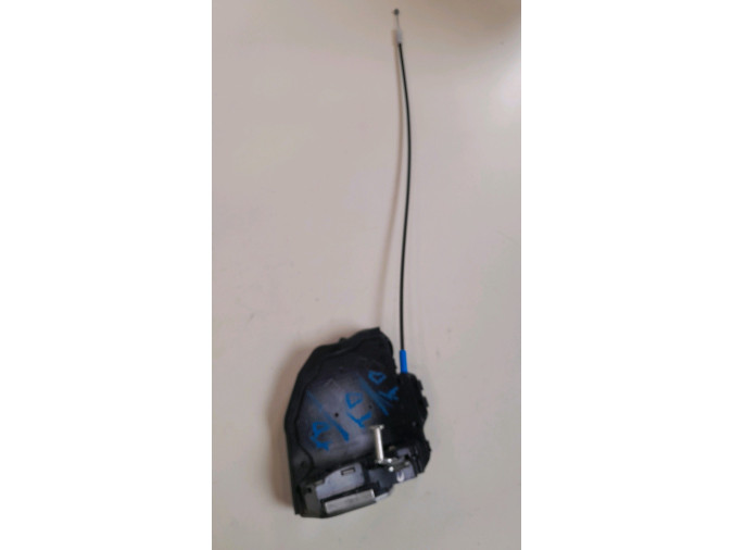CERRADURA PUERTA DELANTERA DERECHA TOYOTA AURIS