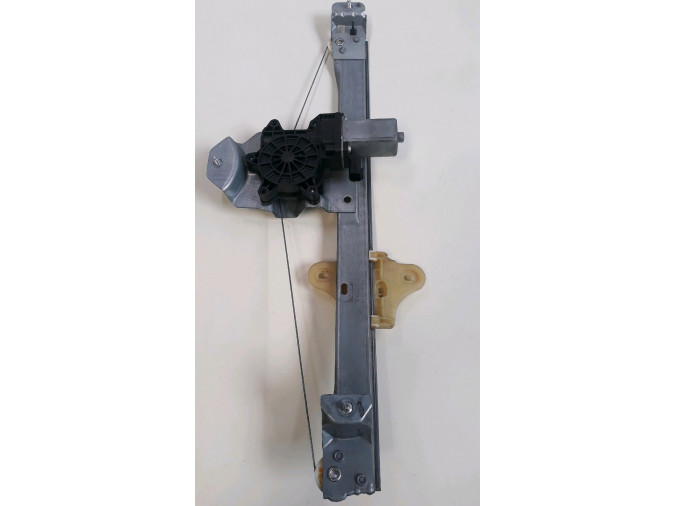 ELEVALUNAS DELANTERO DERECHO RENAULT CLIO 2015