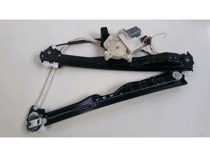 ELEVALUNAS DELANTERO DERECHO PEUGEOT 308 2016