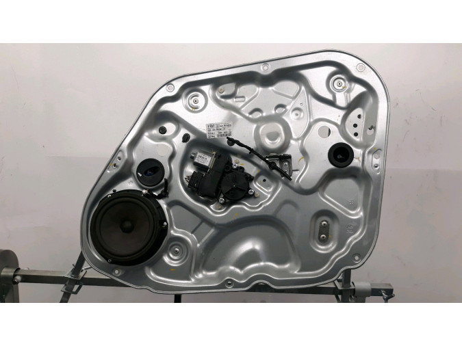 ELEVALUNAS DELANTERO DERECHO HYUNDAI IX20 2015