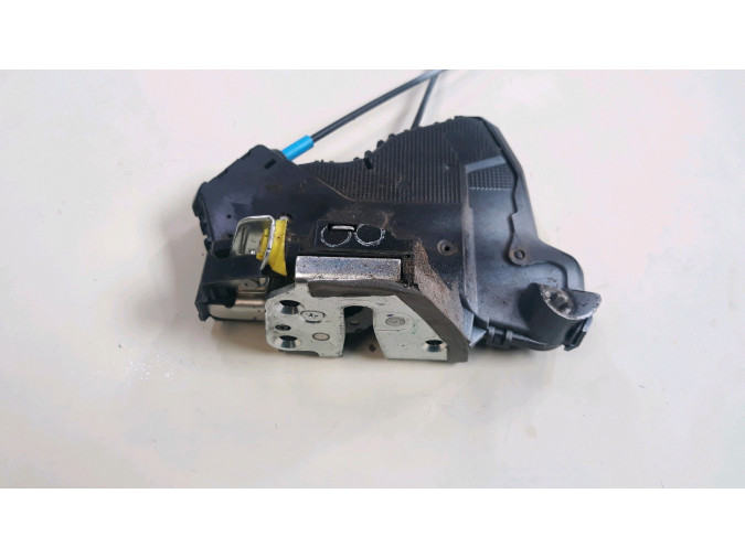 Cerradura Puerta Trasera Izquierda TOYOTA AURIS 2016