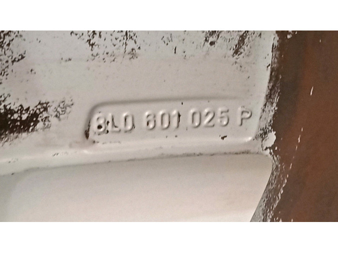 LLANTA ALUMINIO AUDI A3 2002