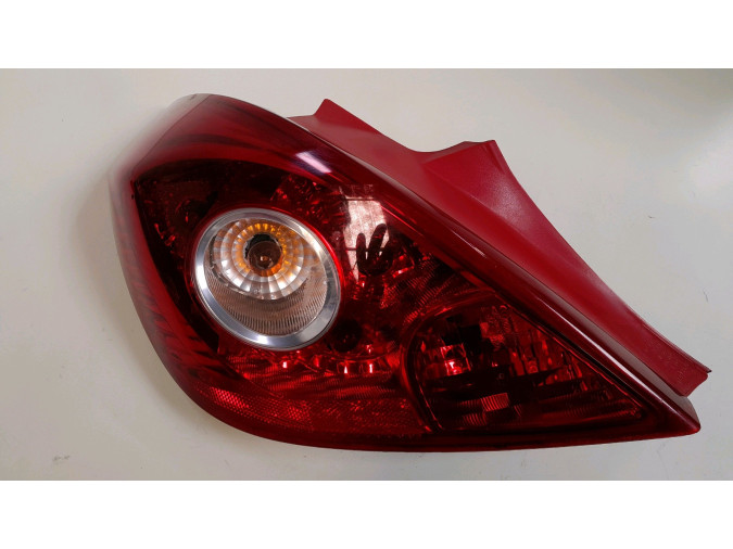 PILOTO TRASERO IZQUIERDO OPEL CORSA 2008