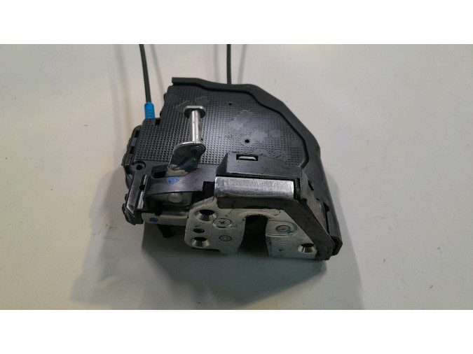CERRADURA PUERTA TRASERA IZQUIERDA TOYOTA AURIS 2016