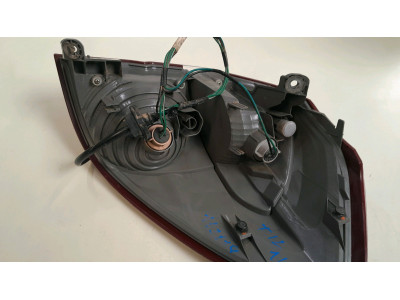 PILOTO TRASERO IZQUIERDO SUBARU LEGACY 2008
