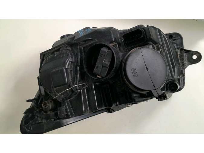 FARO DELANTERO DERECHO VOLKSWAGEN TRANSPORTER 2022