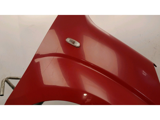 ALETA DELANTERA DERECHA PEUGEOT BIPPER ROJA 2009
