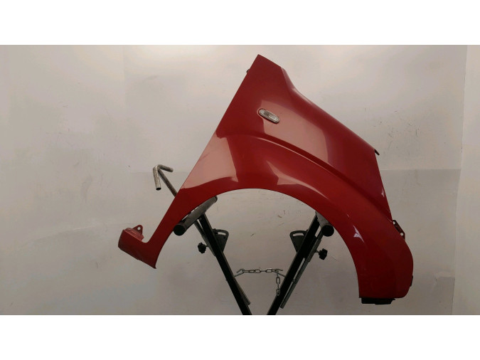 ALETA DELANTERA DERECHA PEUGEOT BIPPER ROJA 2009