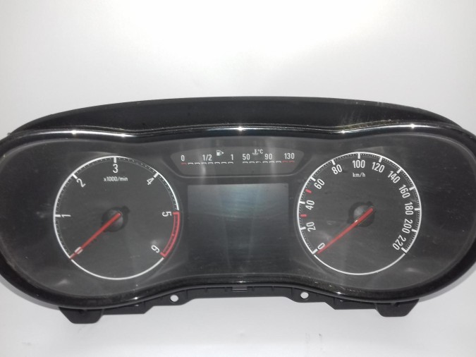 CUADRO INSTRUMENTOS OPEL CORSA 2017