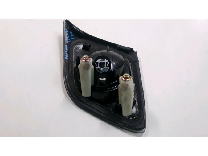 PILOTO TRASERO IZQUIERDO MAZDA 3 2005