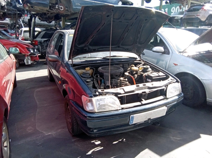 FORD FIESTA Año : 1995