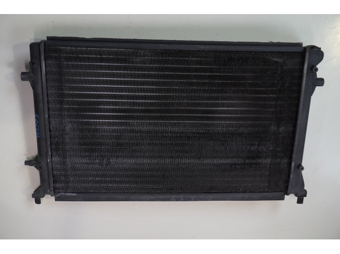 Radiador de Agua VOLKSWAGEN GOLF 2005