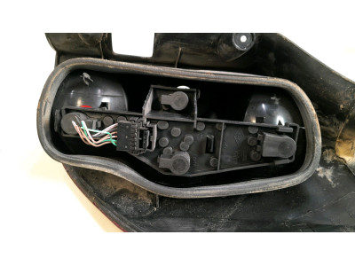 PILOTO TRASERO IZQUIERDO RENAULT LAGUNA 2004