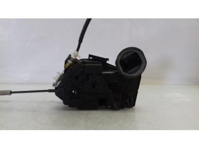 CERRADURA PUERTA TRASERA DERECHA VOLKSWAGEN GOLF 2010