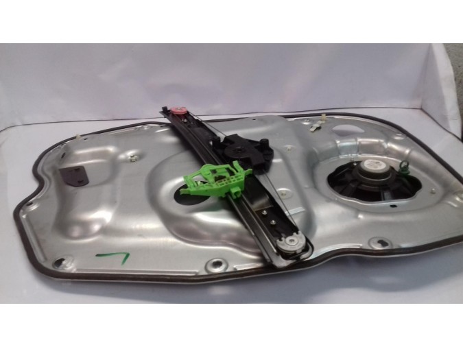 ELEVALUNAS DELANTERO DERECHO ALFA ROMEO GIULIETTA 2010