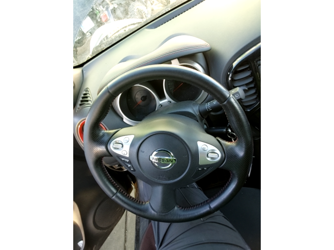 Volante NISSAN JUKE 2015