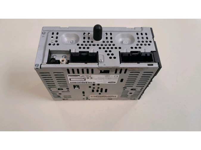 SISTEMA DE AUDIO FORD KUGA 2018